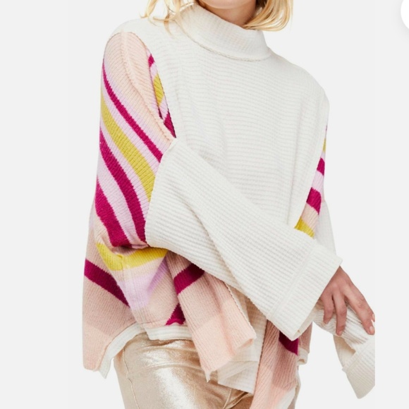 Free People We The Free Susie Swit Poncho Sweater – Size Small - Picture 8 of 10